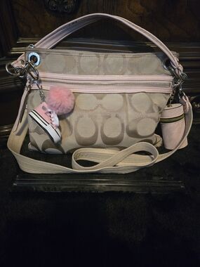 Coach Signature Canvas Shoulder Bag in Light Pink